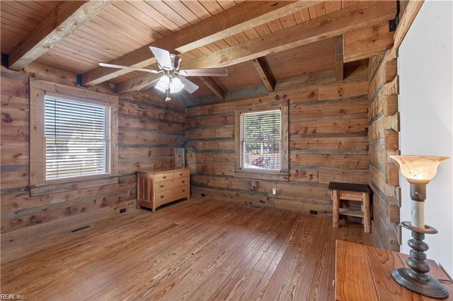 2820 Bunch Walnuts RD, Chesapeake, VA 23322