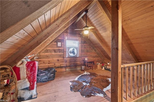 2820 Bunch Walnuts RD, Chesapeake, VA 23322