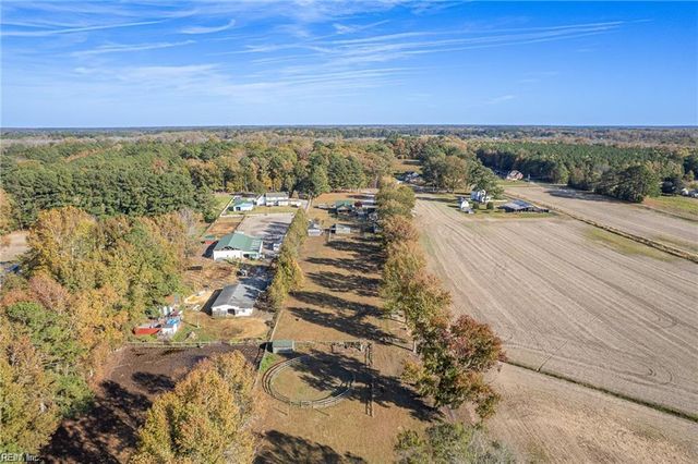 2820 Bunch Walnuts RD, Chesapeake, VA 23322