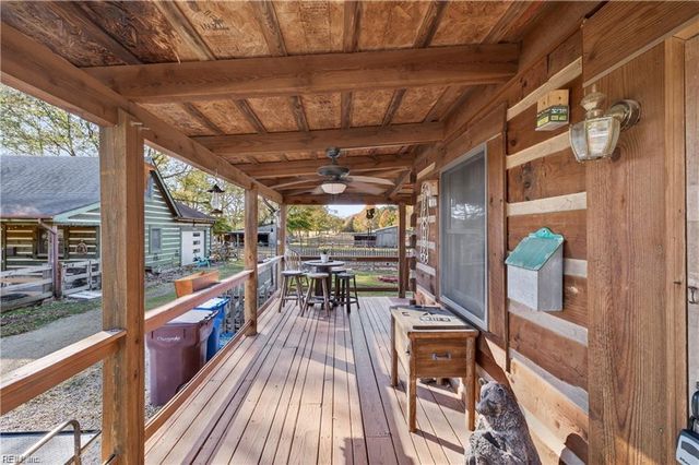 2820 Bunch Walnuts RD, Chesapeake, VA 23322