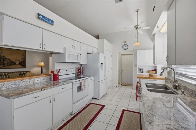 502 EASTLAKE DRIVE, Haines City, FL 33844