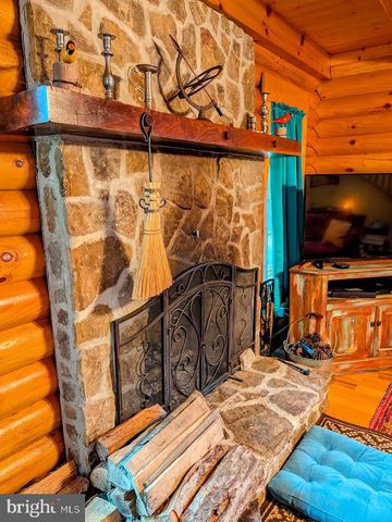 23209 COLTON POINT RD, Avenue, MD 20609