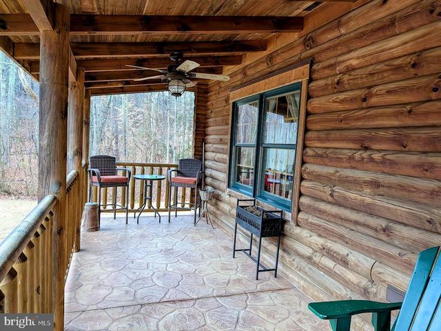 23209 COLTON POINT RD, Avenue, MD 20609