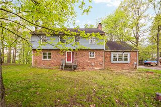 297 Alamae Lakes Road, South Franklin, PA 15301