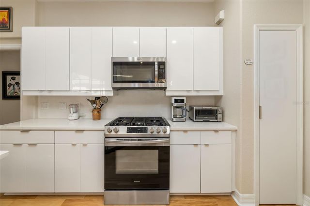 9819 DISCOVERY TERRACE, Bradenton, FL 34212