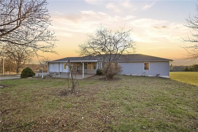 31101 Tyer Road, Grain Valley, MO 64029