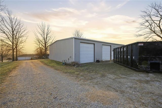 31101 Tyer Road, Grain Valley, MO 64029