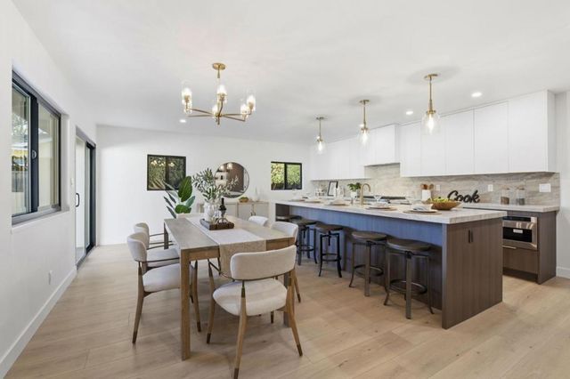 315 W Meadow Drive, Palo Alto, CA 94306