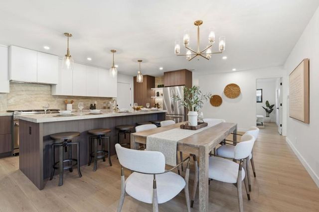 315 W Meadow Drive, Palo Alto, CA 94306