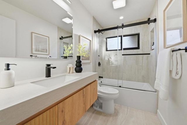 315 W Meadow Drive, Palo Alto, CA 94306