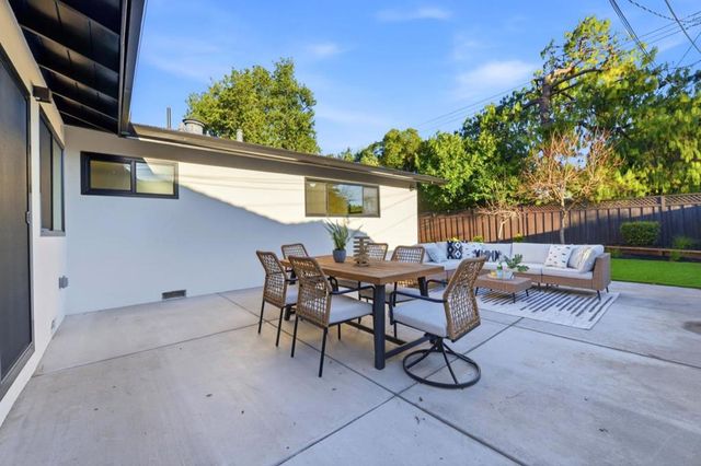 315 W Meadow Drive, Palo Alto, CA 94306