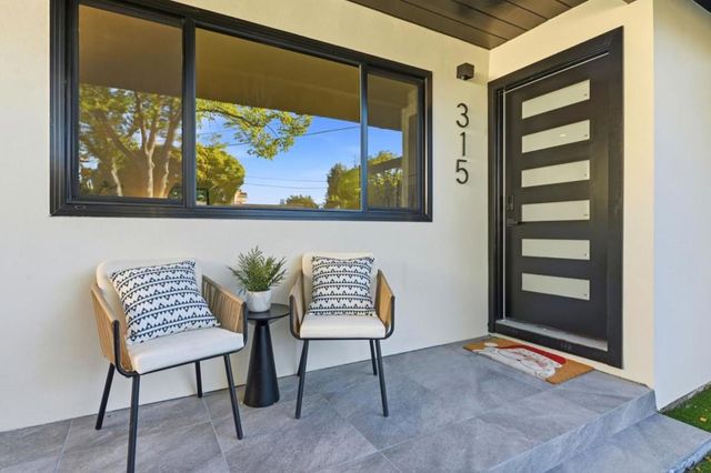 315 W Meadow Drive, Palo Alto, CA 94306