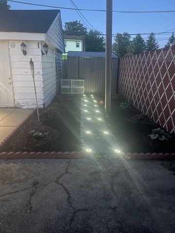 411 E Le Moyne Avenue, Northlake, IL 60164