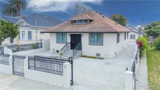 232 W 40th Place, Los Angeles, CA 90037