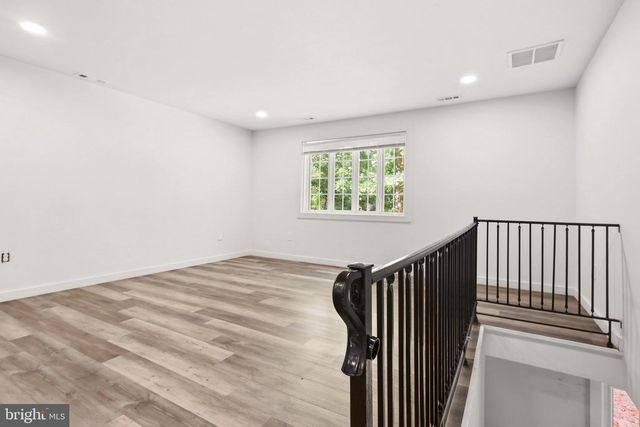 2329 SUNNY HILL AVE, Williamstown, NJ 08094