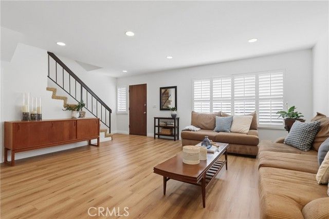 2046 Mount Shasta Drive, San Pedro (los Angeles), CA 90732