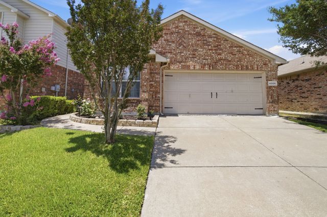 6005 Melanie Drive, Fort Worth, TX 76131