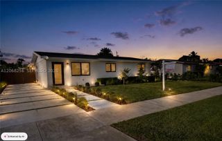 10821 SW 63rd St, Miami, FL 33173