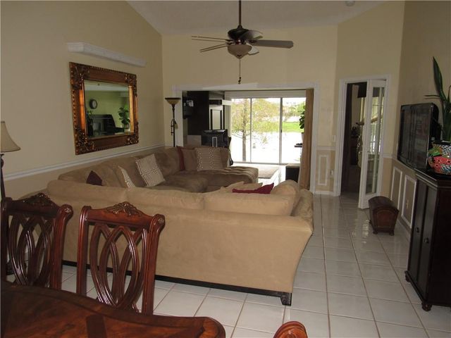 5906 NW 93RD Terrace, Tamarac, FL 33321