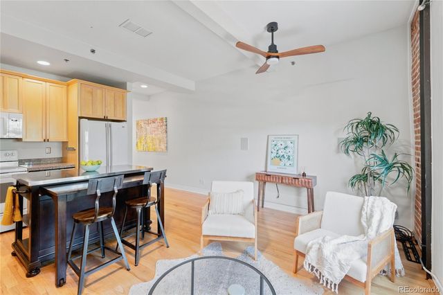 800 E 18th Avenue 201, Denver, CO 80218