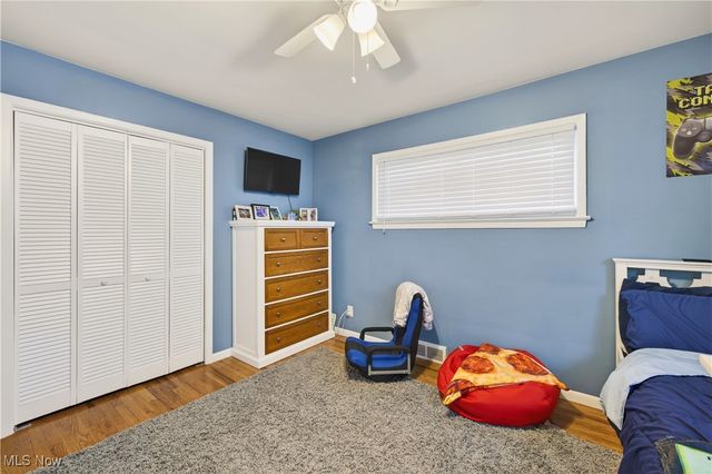 29566 Shaker Drive, Wickliffe, OH 44092