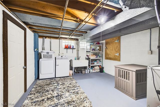 29566 Shaker Drive, Wickliffe, OH 44092