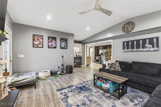 29566 Shaker Drive, Wickliffe, OH 44092