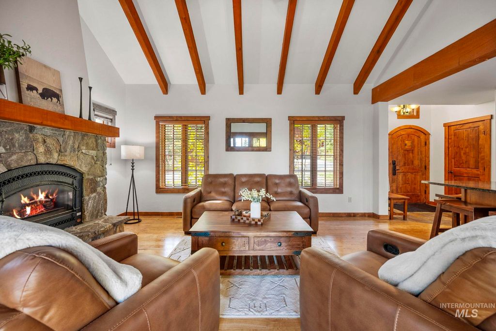 9 Rock Creek Court, Donnelly, ID 83615 photo 4