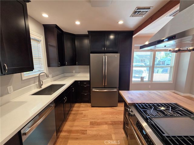 7019 Jamieson, Reseda, CA 91335