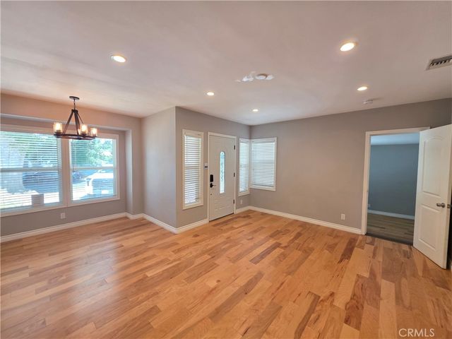 7019 Jamieson, Reseda, CA 91335