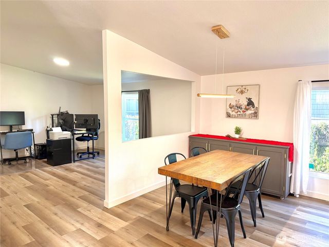 1314 Whitney Avenue, Bremerton, WA 98312