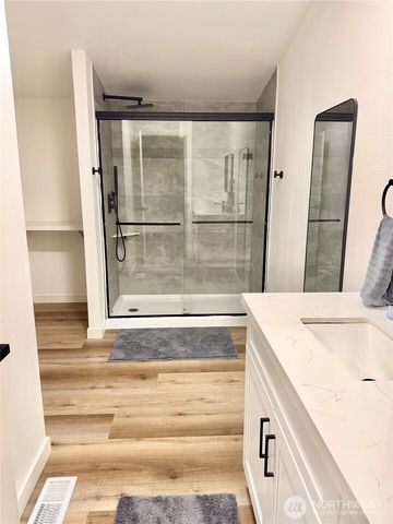 1314 Whitney Avenue, Bremerton, WA 98312