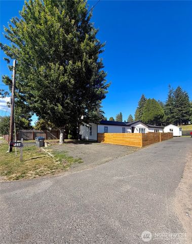 1314 Whitney Avenue, Bremerton, WA 98312