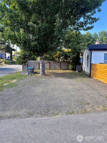 1314 Whitney Avenue, Bremerton, WA 98312