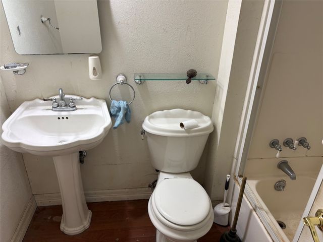 9690 Dripping Springs Road, Denison, TX 75021