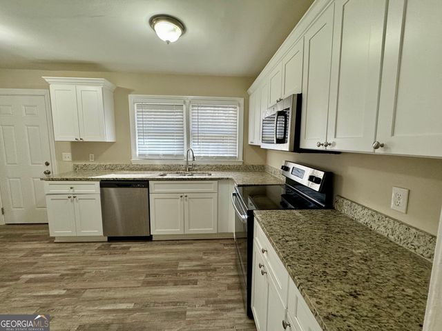 2228 Headland Drive, East Point, GA 30344