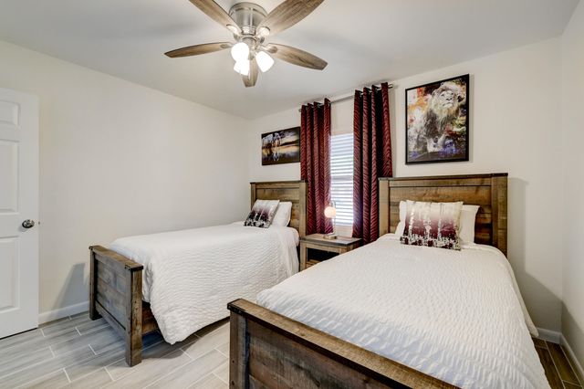 127 S 10th Street, Fort Pierce, FL 34950