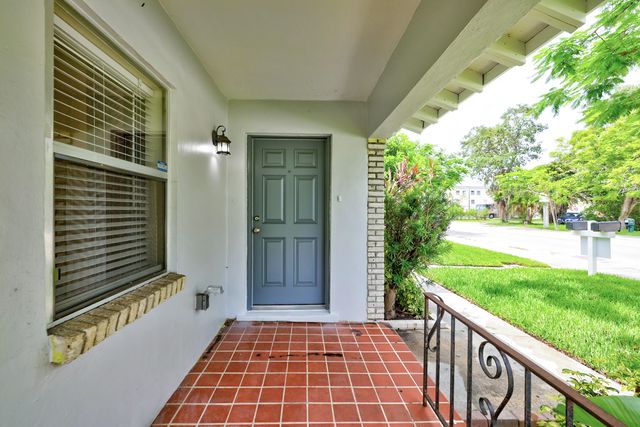 127 S 10th Street, Fort Pierce, FL 34950