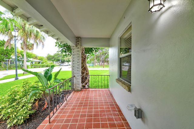 127 S 10th Street, Fort Pierce, FL 34950