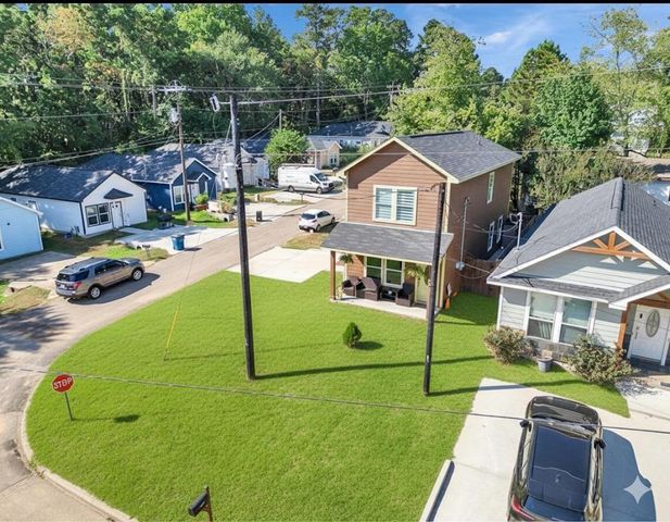 16984 W Juneau, Montgomery, TX 77316