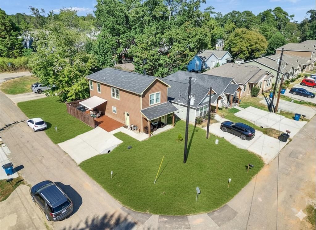 16984 W Juneau, Montgomery, TX 77316