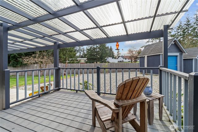 9227 5th Court SE, Olympia, WA 98513