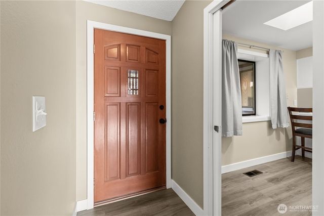 9227 5th Court SE, Olympia, WA 98513