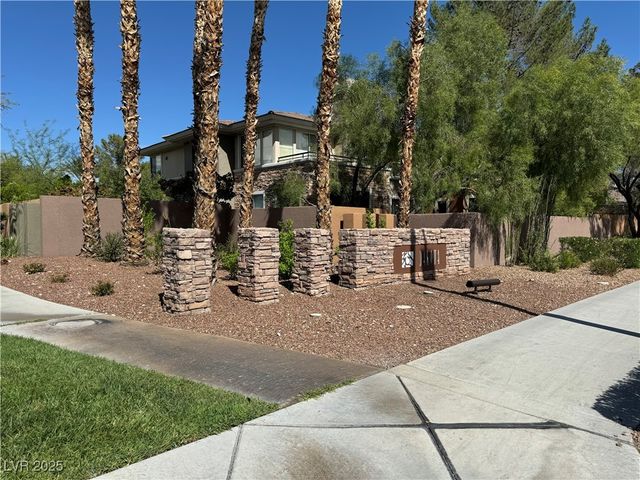 656 Peachy Canyon Circle 203, Las Vegas, NV 89144