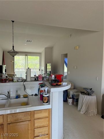 656 Peachy Canyon Circle 203, Las Vegas, NV 89144