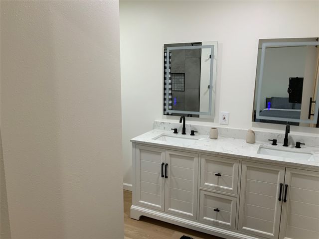 4032 Aragon Drive, Fort Worth, TX 76133