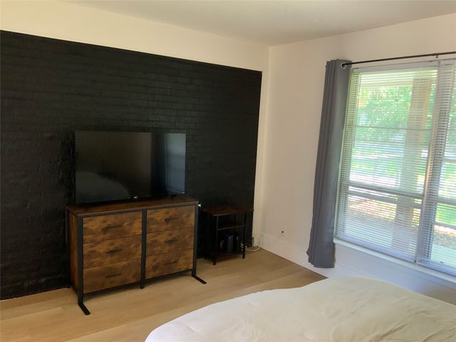 4032 Aragon Drive, Fort Worth, TX 76133