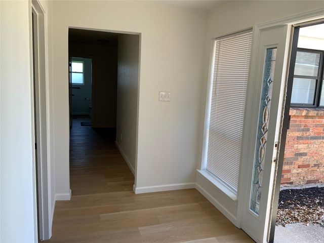 4032 Aragon Drive, Fort Worth, TX 76133