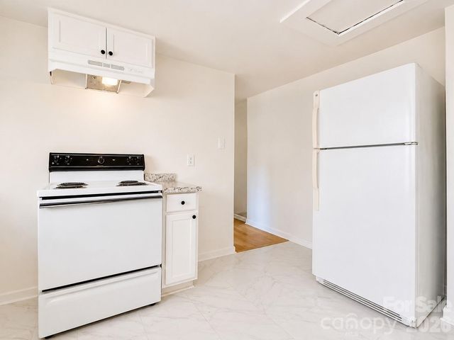 532 E Iredell Avenue, Mooresville, NC 28115