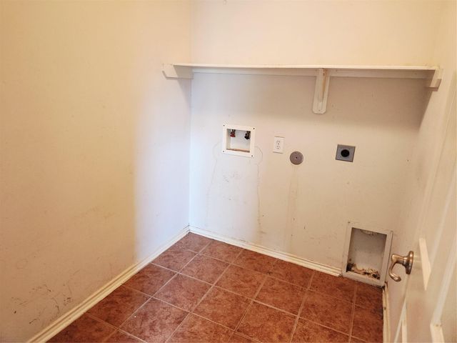 9803 Wedgeford Court, Houston, TX 77044
